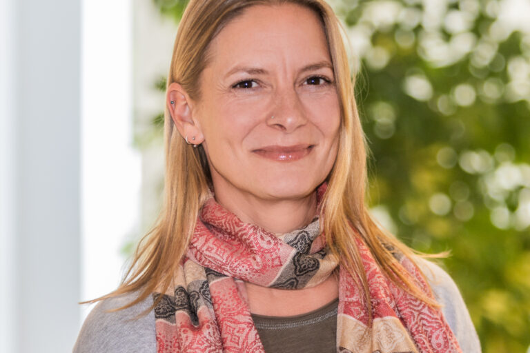 Foto Mitarbeiterin Carolin Südfeld